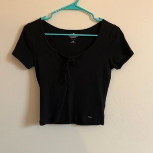 Size medium super cute crop! Barely warn might just need an ironing! Hollister